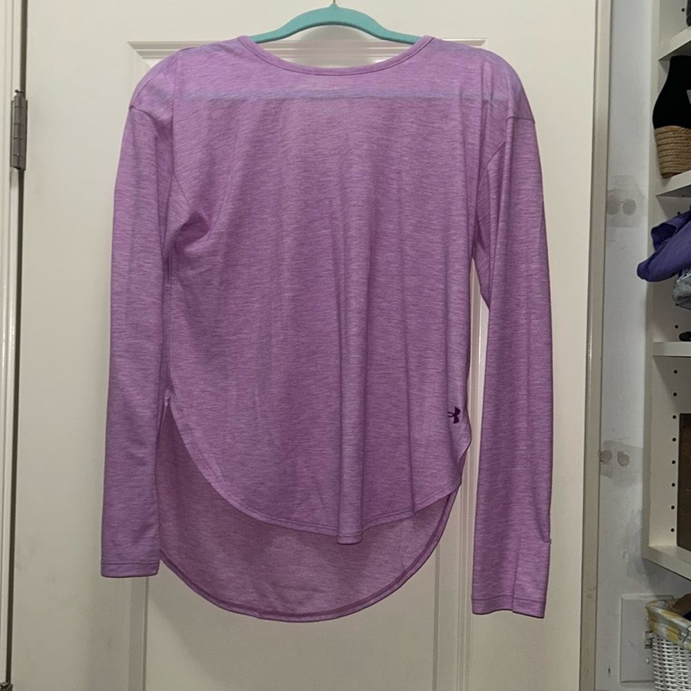 Under armour purple heatgear XS (loose) long sleeve